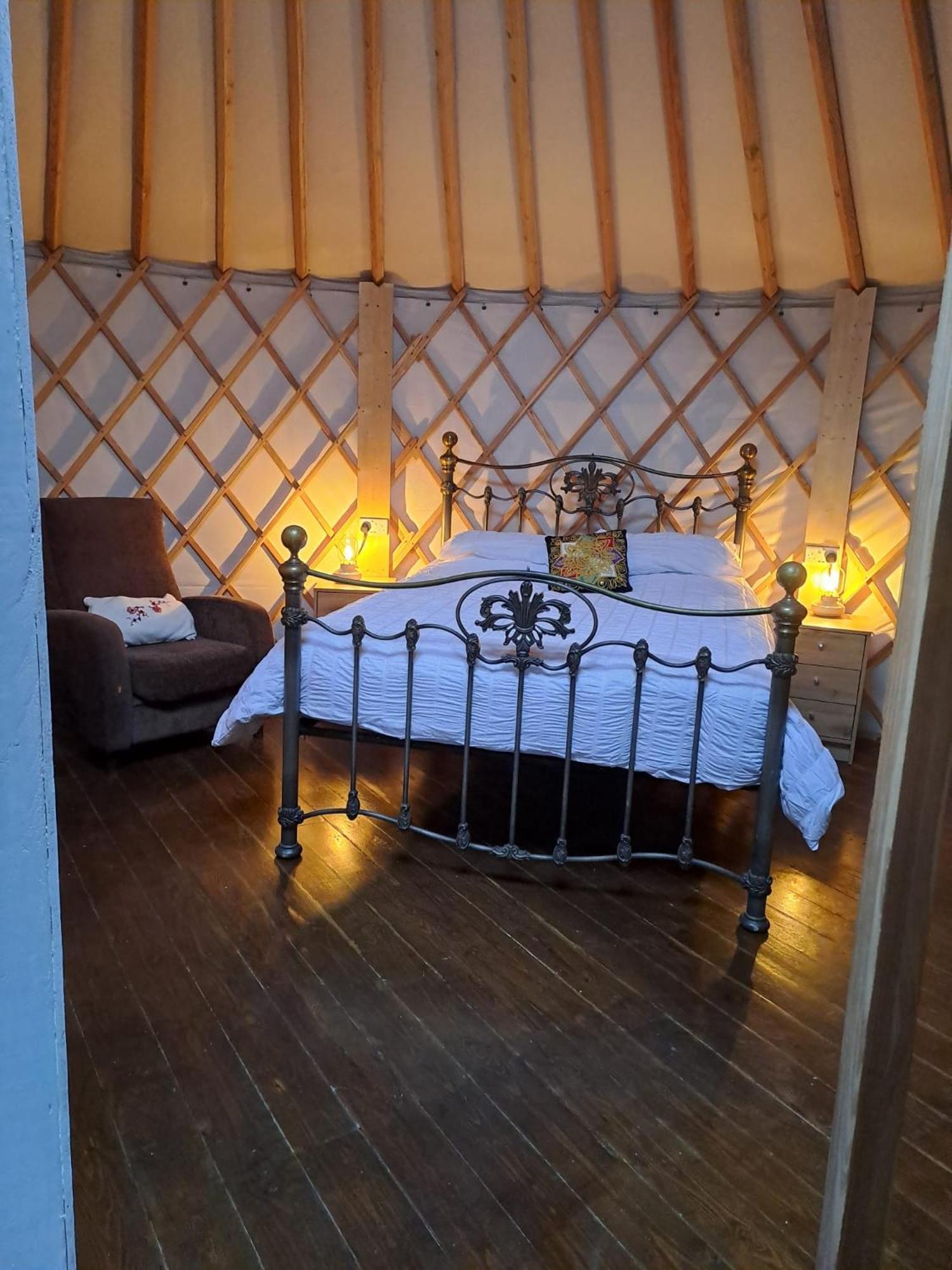 The Snowdrop Hotel Galway Buitenkant foto